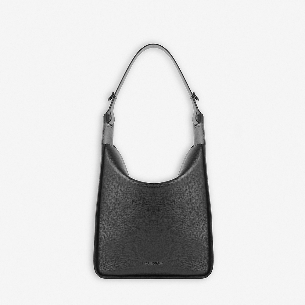 01 | BALENCIAGAから新作バッグ「TOOL 2.0」が到着 | SPUR