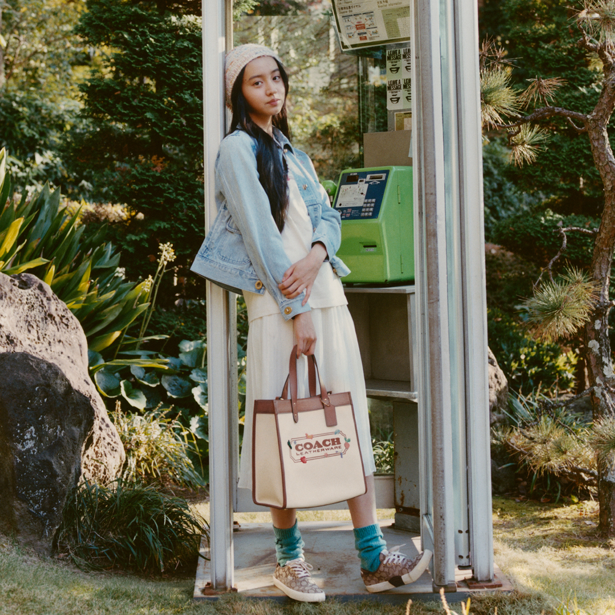 母の日のギフトにぴったり！ 花や野菜のモチーフが愛らしいコーチの