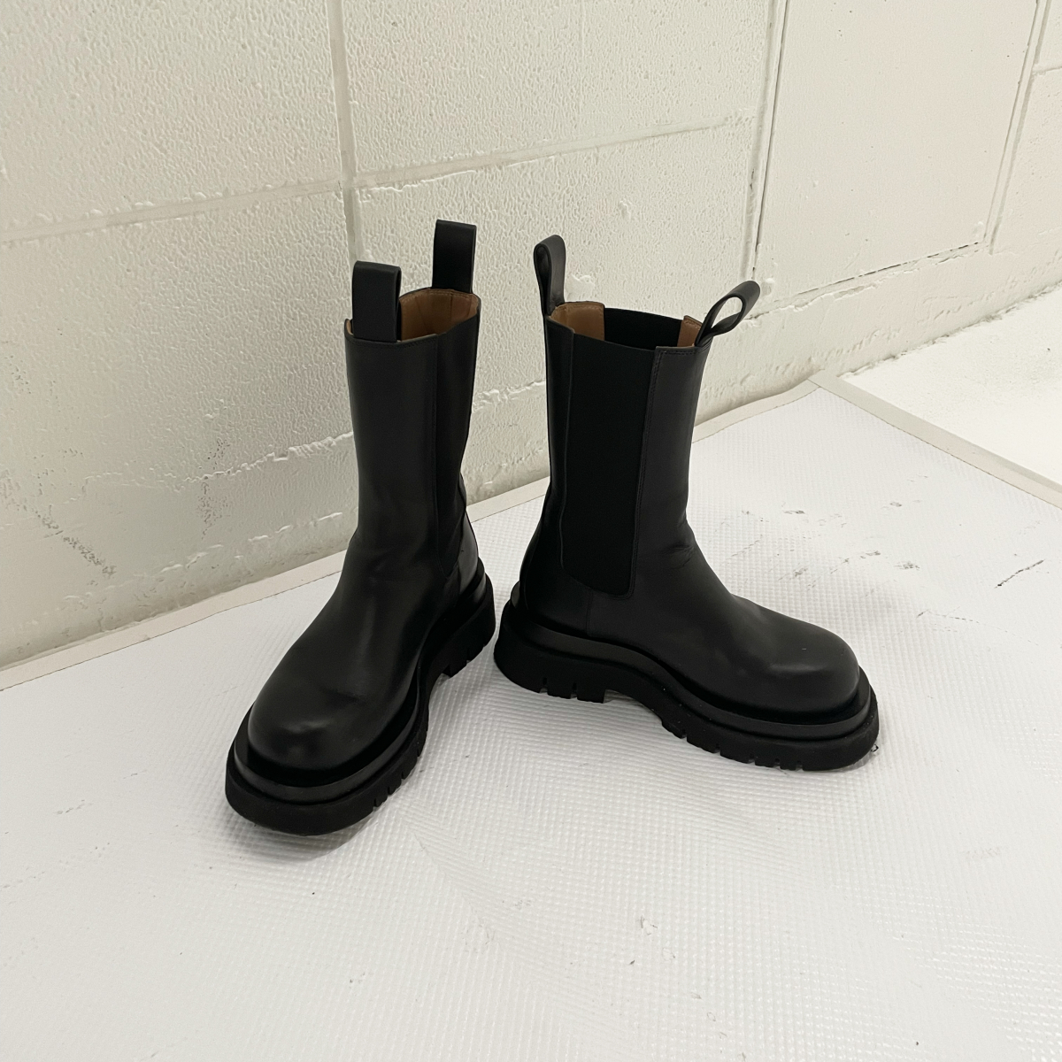 2022年初買い靴は、BOTTEGA VENETAのブーツ - スモールグッドシングス