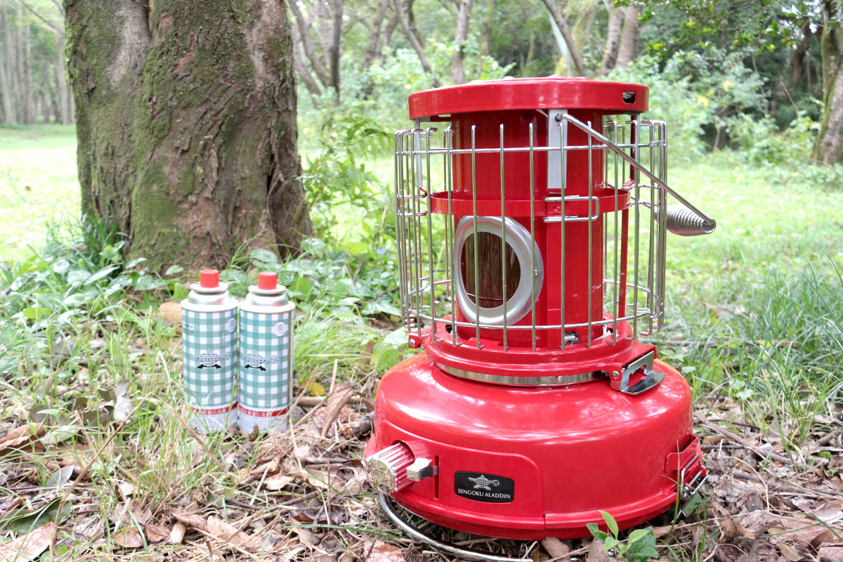 家でも外でも使えるセンゴクアラジン「ポータブル ガス ストーブ