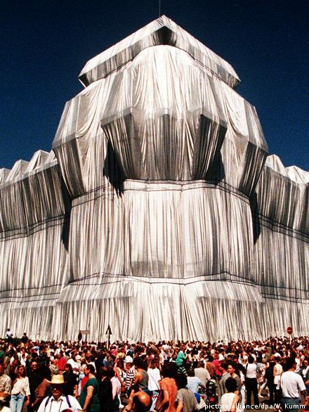 Christo's 'Wrapped Reichstag' 25 years on