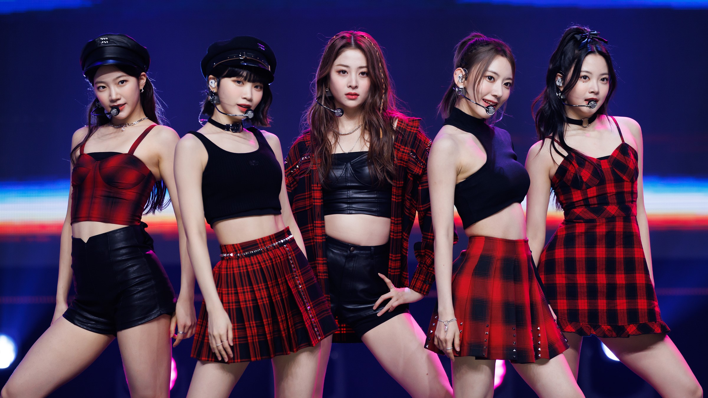 日韓同時放送・配信】5月1日(月)19:00～「LE SSERAFIM COMEBACK SHOW