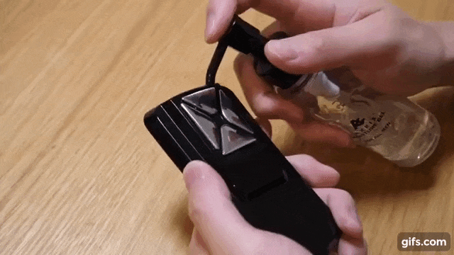 自宅で本格エステ】メンズ美顔器と相性バツグンの専用ジェルが新登場