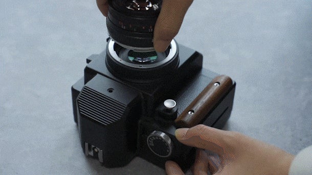 第2弾】一眼レフ機能を搭載した次世代型インスタントカメラ NONS SL660