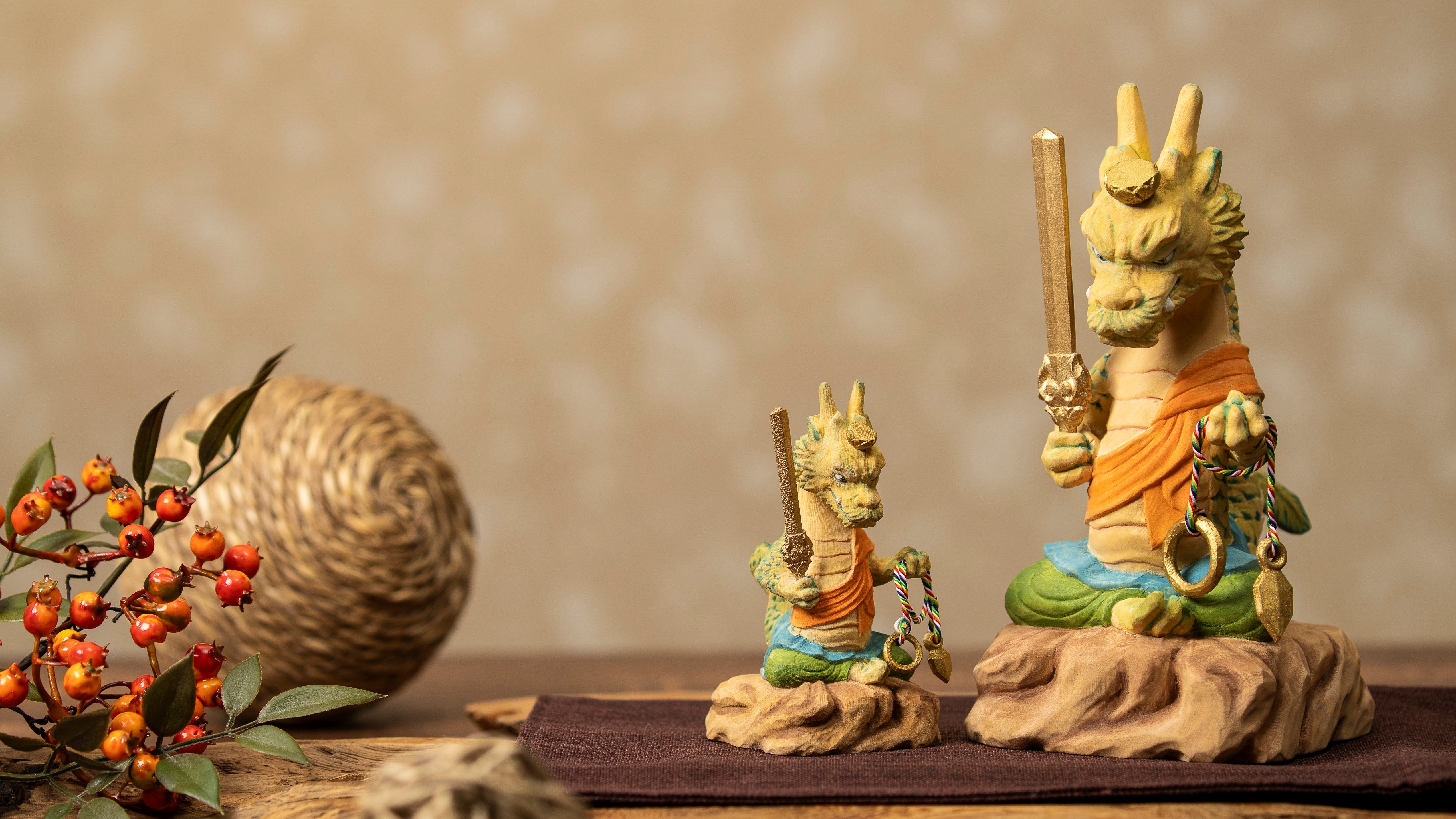 2024年の幸せと開運を。仏像制作55年、辰（龍）姿の不動明王の木彫像を