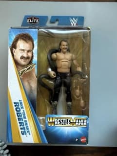 WWE Elite Collection Jake The Snake - メルカリ
