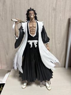BLEACH 一番くじ ラストワン賞 更木剣八 フィギュア 箱無し - メルカリ