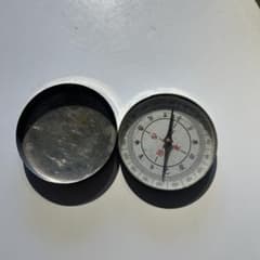 昭和レトロ 金属製 方位磁石 干支 十二支 コンパス 蓋付 アンティーク