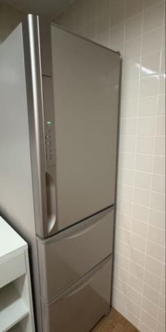 札幌市内・引き取り限定】HITACHI R-S3700FV シルバー 冷蔵庫 - メルカリ