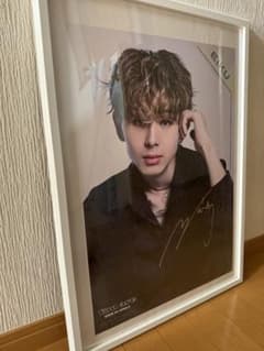 ワンエン 山下永玖 直筆サイン入りポスター ONE N' ONLY EIKU - メルカリ