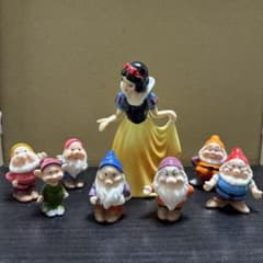 ディズニー 白雪姫と7人の小人 置物(陶器) - メルカリ