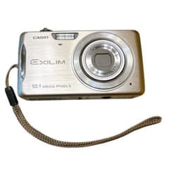 CASIO EXILIM EX-Z270 10.1メガピクセル コンデジ カメラ - メルカリ