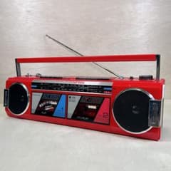 SHARP QT-Y2 赤 ラジカセ ダブルカセット 通電・ラジオ OK レトロ