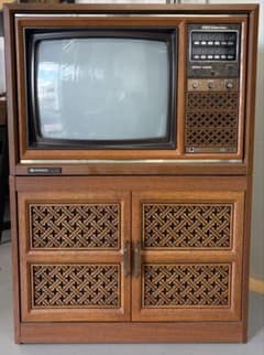 美品HITACHI C18-238E ブラウン管テレビ 木目調 ジャンク品 - メルカリ