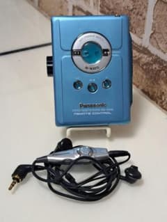 Panasonic ポータブルカセットプレーヤーRQ-SX46 ジャンク品 - メルカリ