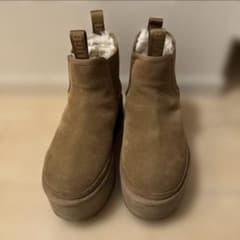 UGGムートンブーツ プラットフォーム チェスナット23cm - メルカリ