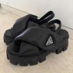 2026年最新】prada モノリス サンダルの人気アイテム - メルカリ