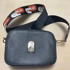 2026年最新】FURLA カラー：ブラック系 ボディバッグ・ウエストポーチ