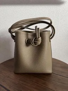 2026年最新】vasic bondの人気アイテム - メルカリ