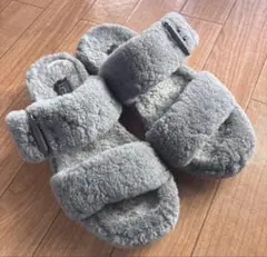 2026年最新】ugg ファーサンダル グレーの人気アイテム - メルカリ