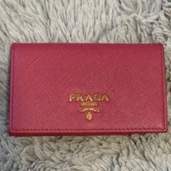 2026年最新】PRADA カラー：レッド系 名刺入れの人気アイテム - メルカリ