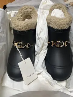 2026年最新】GUCCI ムートンブーツの人気アイテム - メルカリ