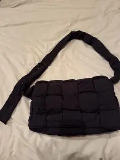 2026年最新】Bottega Veneta 素材：ナイロン ショルダーバッグの人気