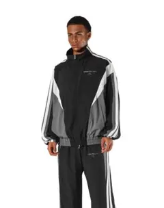 2026年最新】LYFT トラックジャケットの人気アイテム - メルカリ