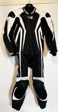 2026年最新】ベリック ツナギの人気アイテム - メルカリ