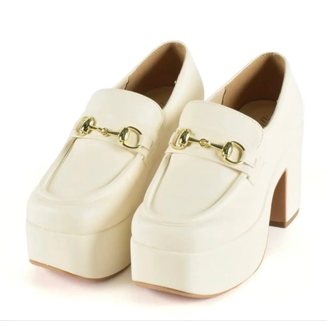 2026年最新】evelyn ローファー・革靴の人気アイテム - メルカリ