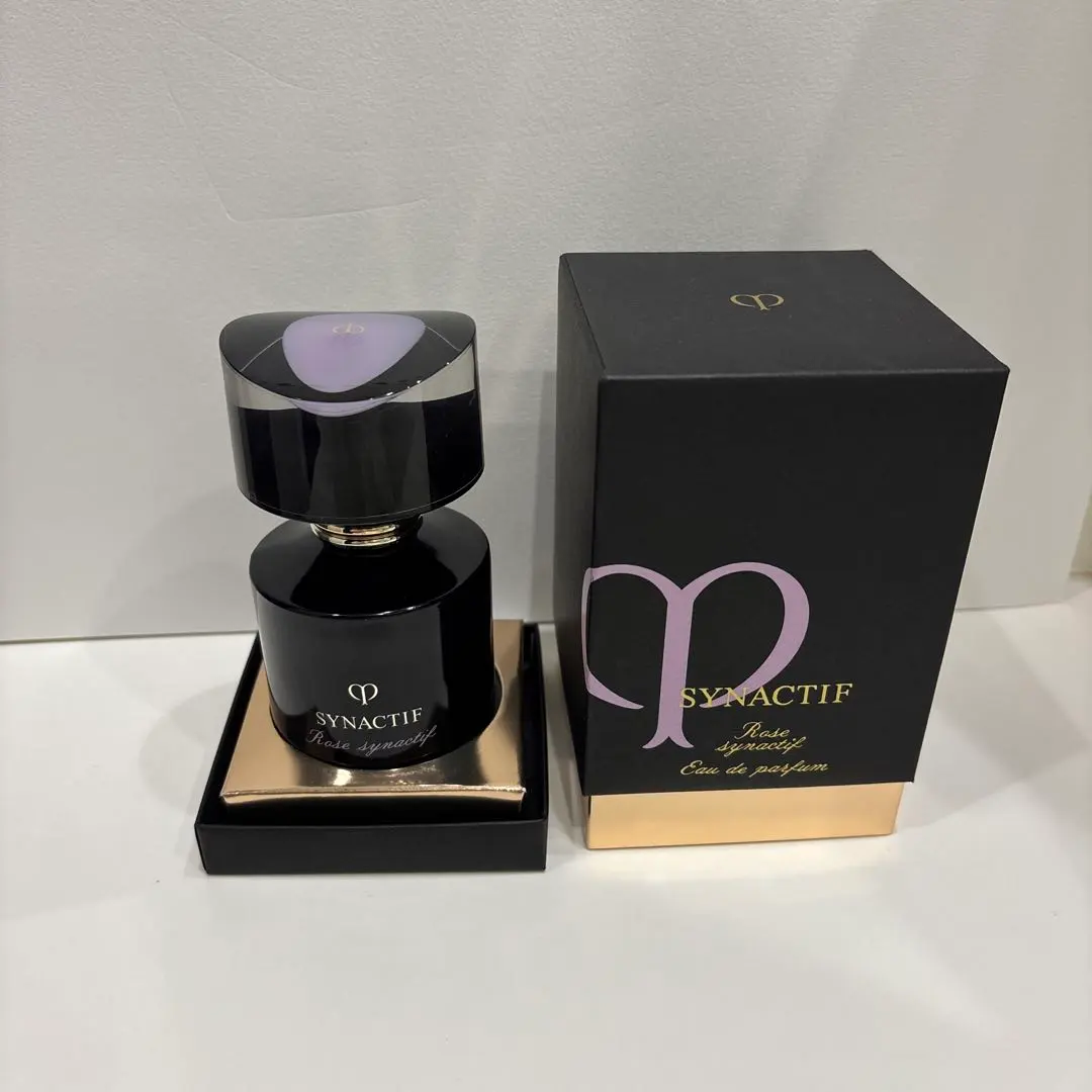 2026年最新】ローズシナクティフ 香水の人気アイテム - メルカリ