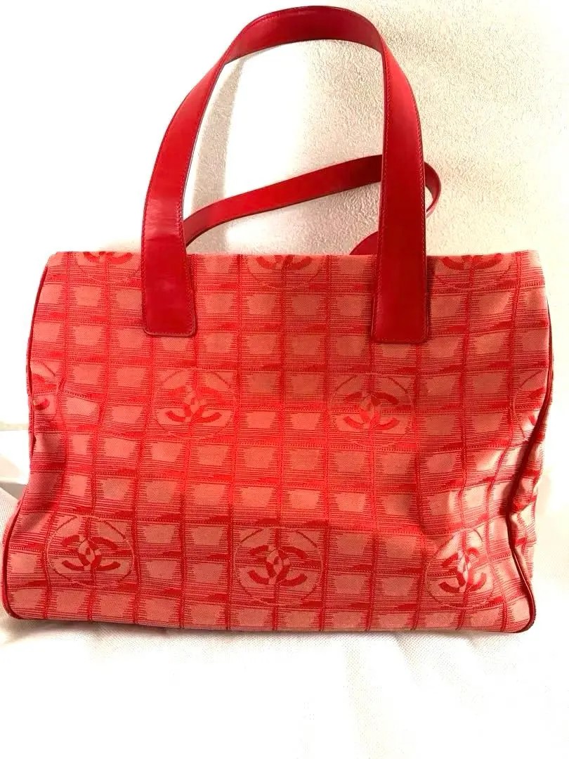 2026年最新】CHANEL カラー：レッド系 トートバッグの人気アイテム