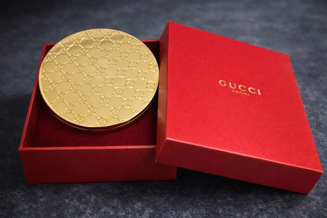 2026年最新】gucciノベルティミラーの人気アイテム - メルカリ