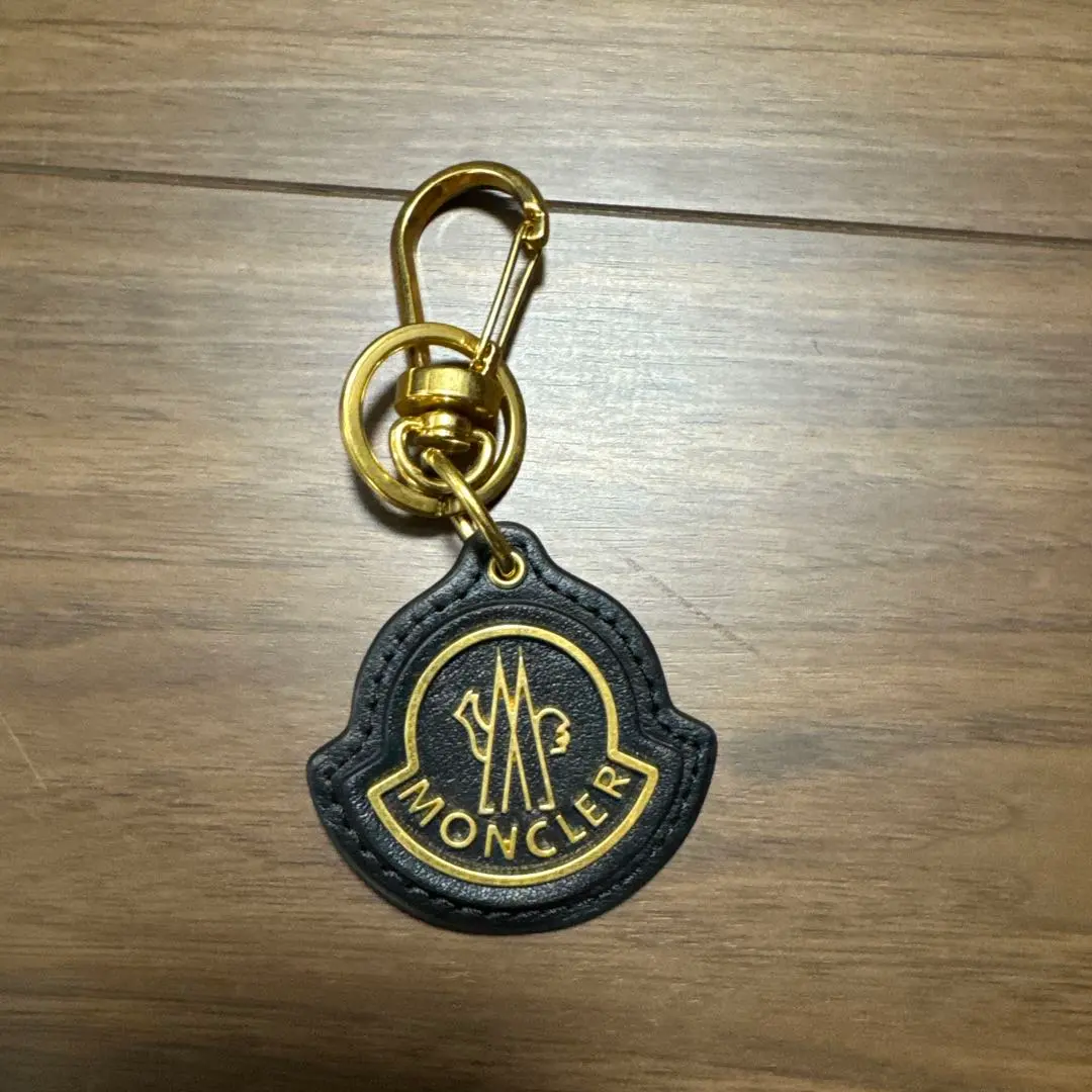 2026年最新】MONCLER キーホルダー・キーリングの人気アイテム - メルカリ