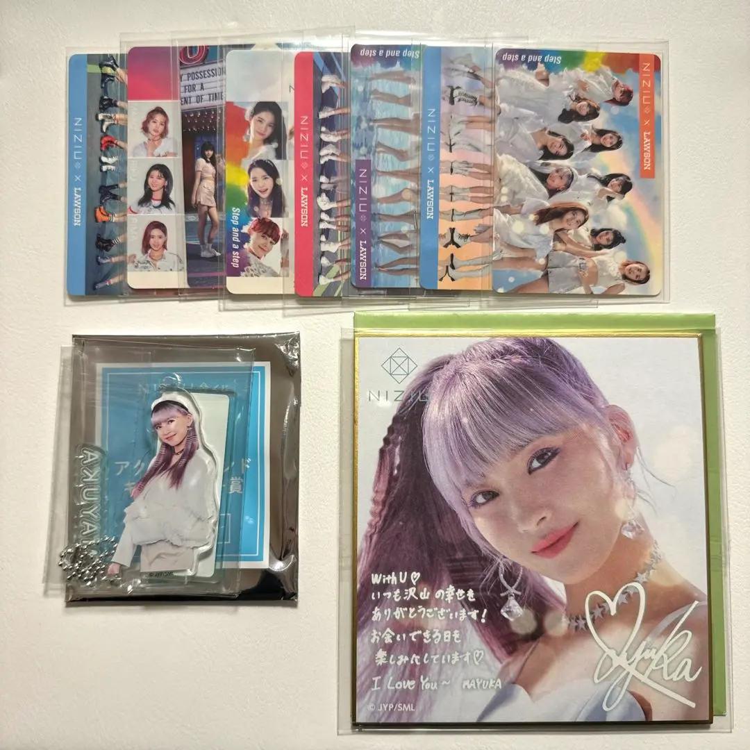NiziU〜コンプリート 背景アクスタ付属 トレカ