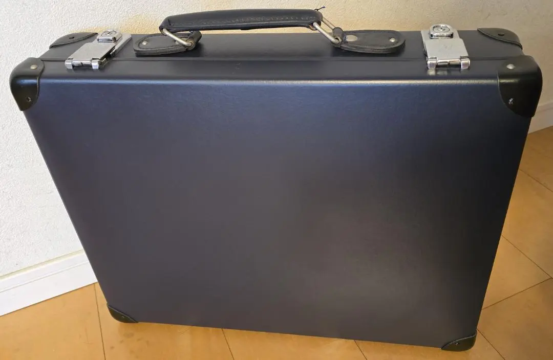 2026年最新】グローブトロッター アタッシュの人気アイテム - メルカリ