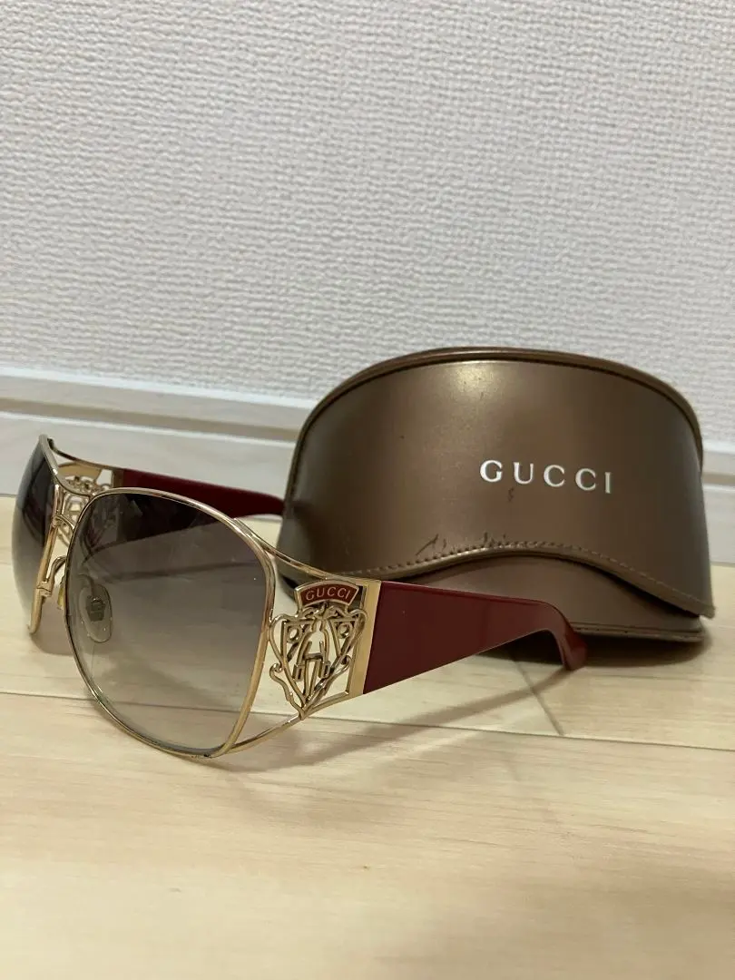 2026年最新】GUCCI カラー：レッド系 サングラスの人気アイテム - メルカリ