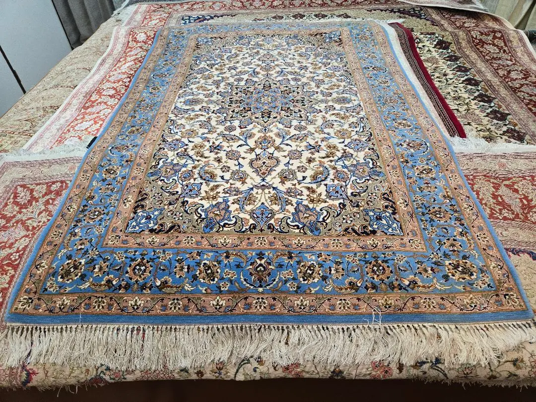 2026年最新】イスファハン ペルシャ絨毯の人気アイテム - メルカリ