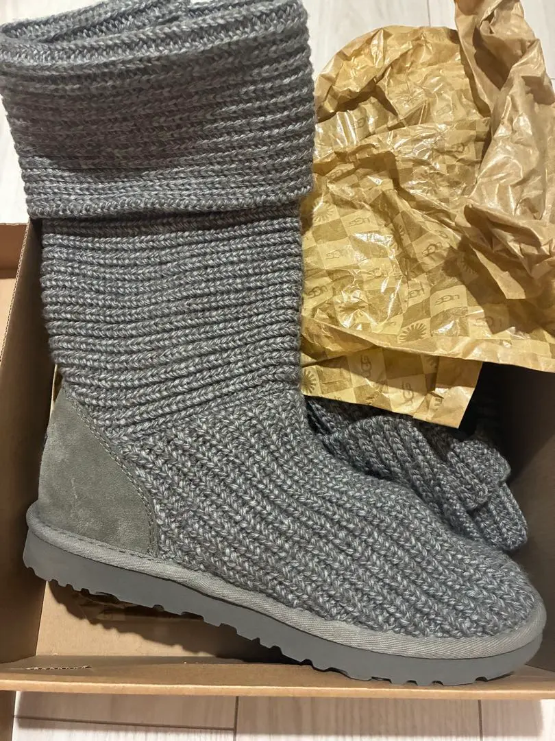 2026年最新】UGG アグ CLASSIC CARDYの人気アイテム - メルカリ