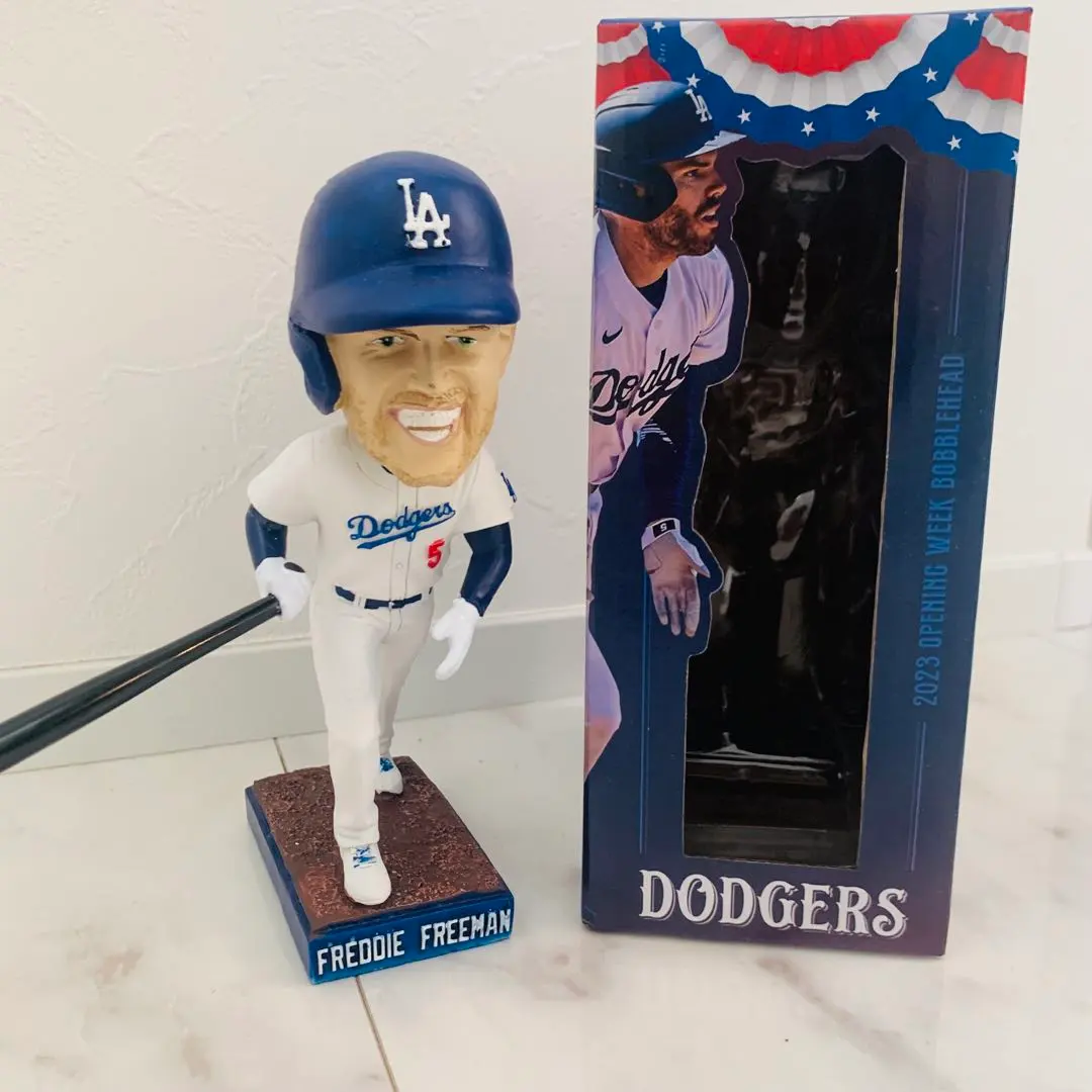2026年最新】ボブルヘッド フリーマンの人気アイテム - メルカリ