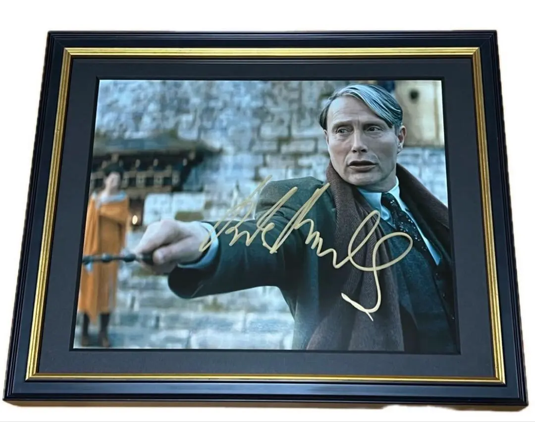 2026年最新】マッツ・ミケルセン サインの人気アイテム - メルカリ