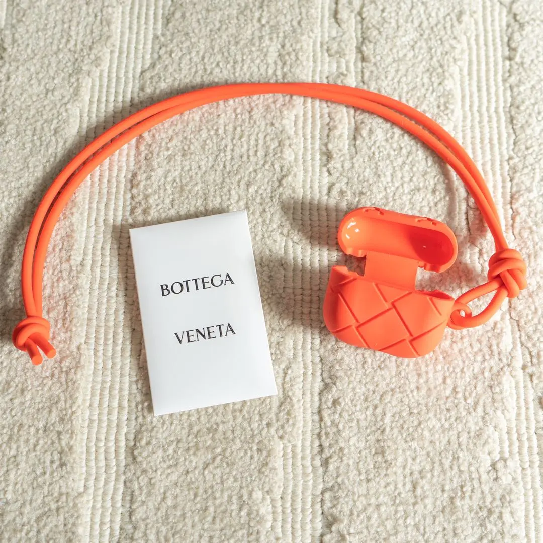 2026年最新】ボッテガ airpods 第三世代の人気アイテム - メルカリ