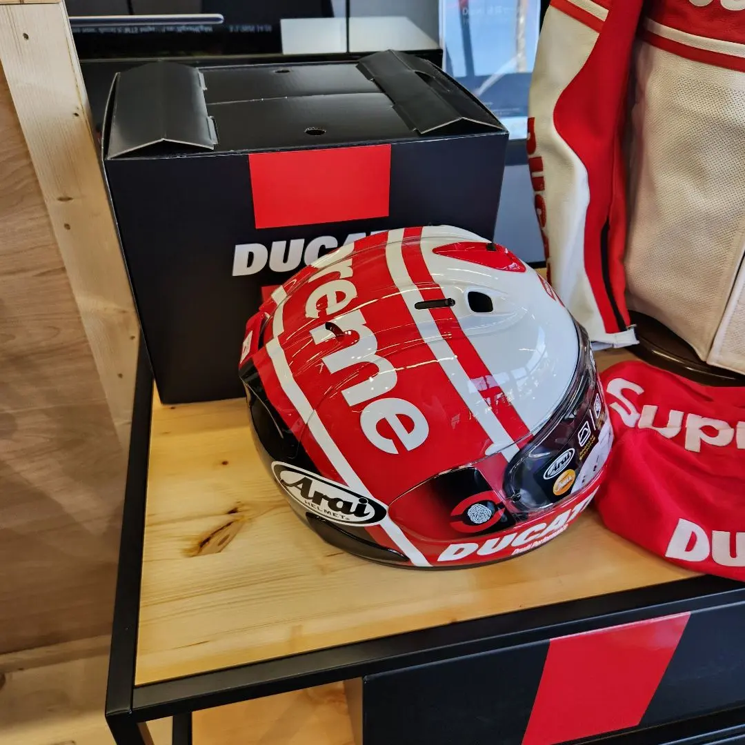 2026年最新】ducati supreme ヘルメットの人気アイテム - メルカリ