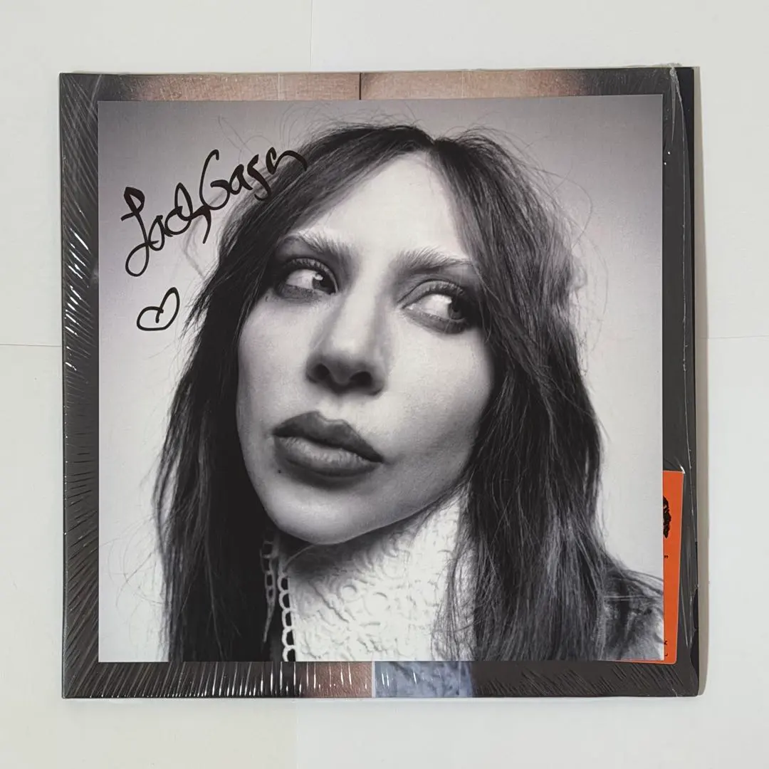 2026年最新】lady gaga サインの人気アイテム - メルカリ