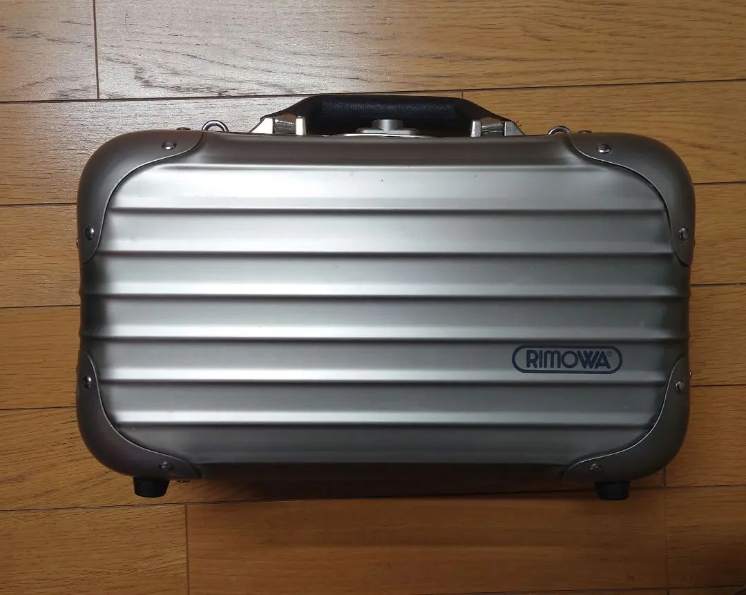2026年最新】rimowa piccoloの人気アイテム - メルカリ