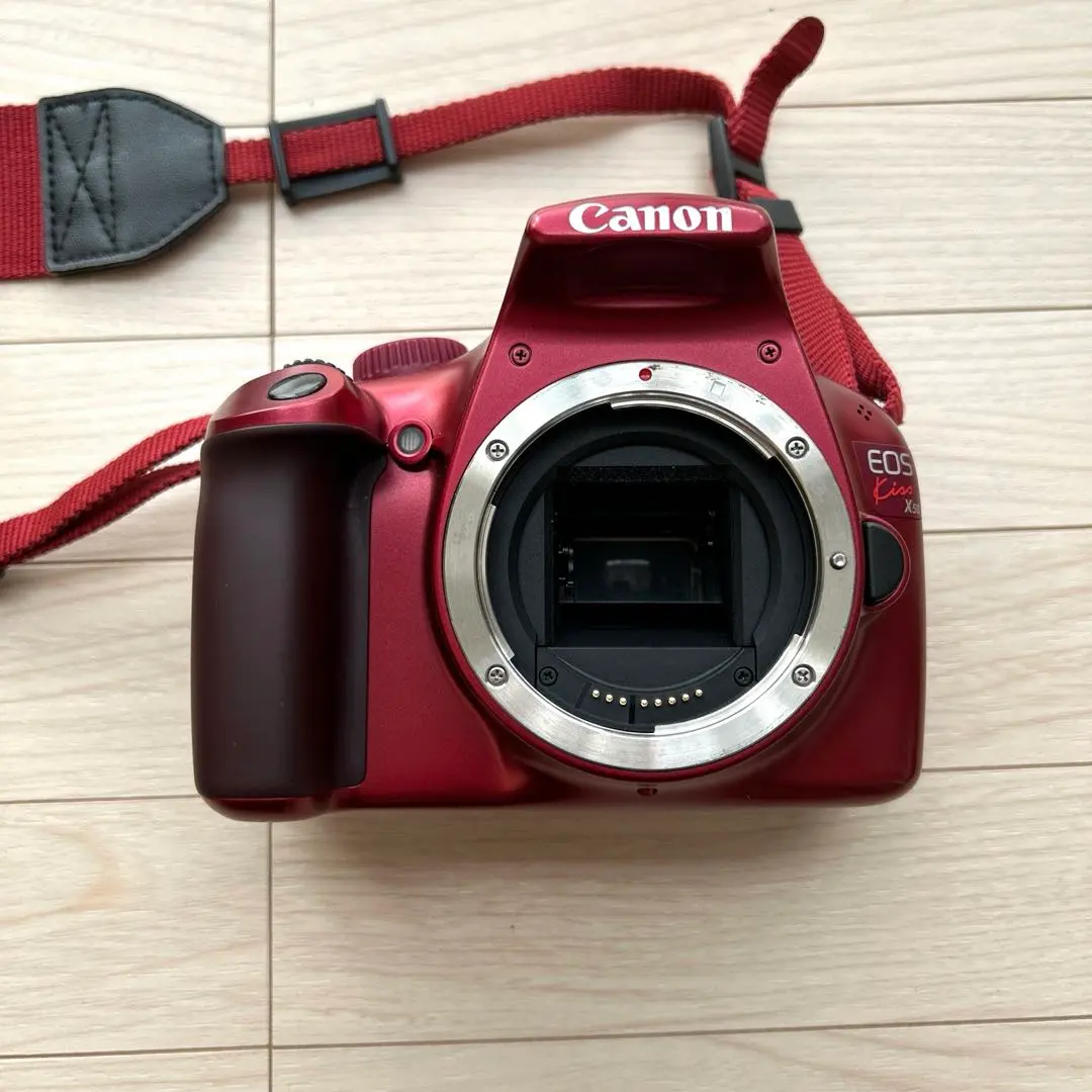 2026年最新】canon EOS Kiss X50 レッドの人気アイテム - メルカリ