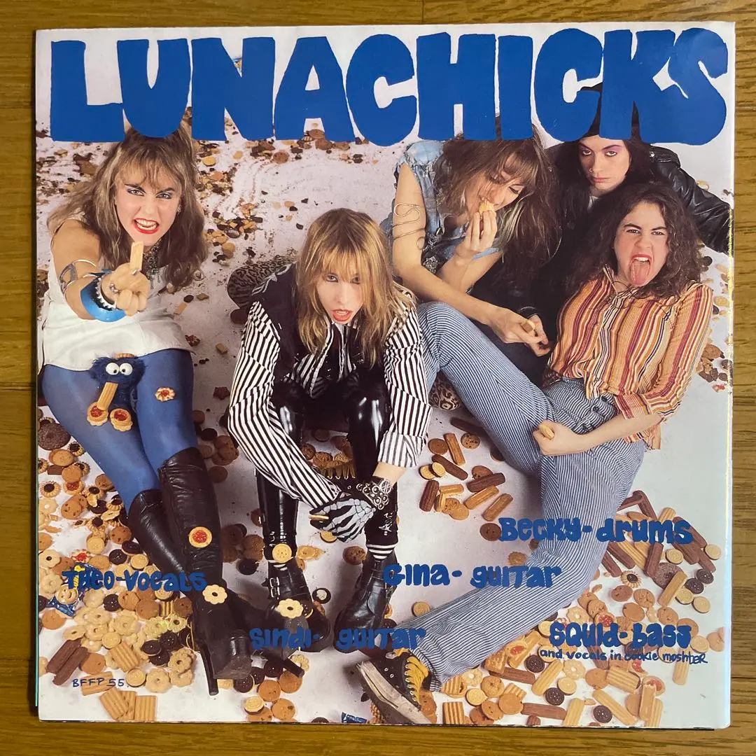 2026年最新】LUNACHICKSの人気アイテム - メルカリ