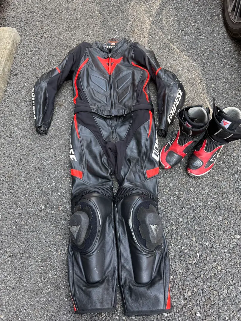 Dainese セパレート 2pc革ツナギ ブラック/レッド サイズ50