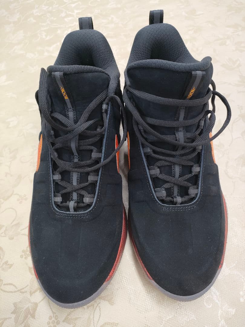 NIKE ブック2 　\"Rising\"EP 27.5cm