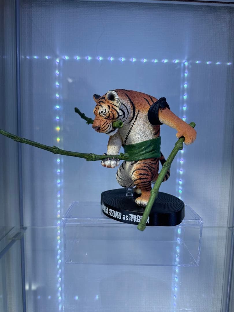 ワンピース フィギュアーツ artist コレクタブル 朝隈俊男 ゾロ トラ